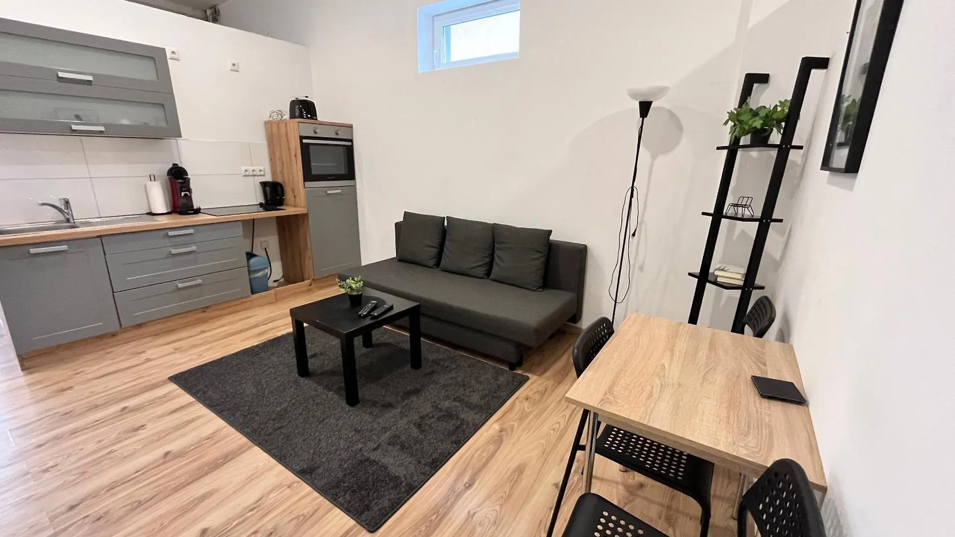 Apartment Central 10A 40Qm Wi-Fi Free Parking Calm Back House Dortmund