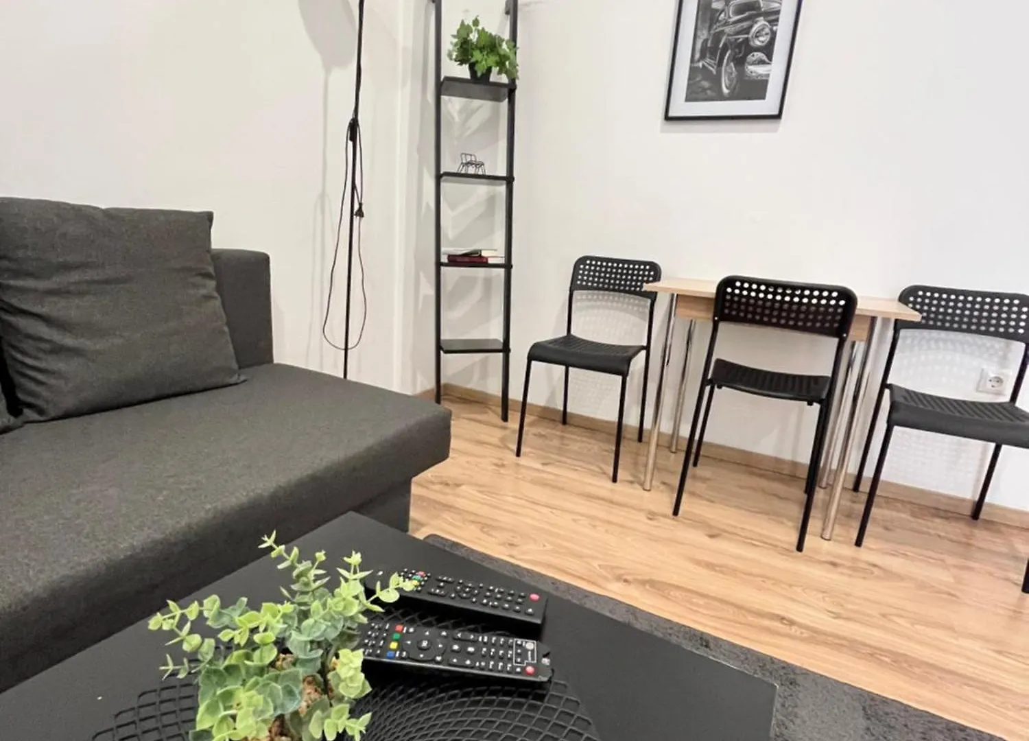 Apartment Central 10A 40Qm Wi-Fi Free Parking Calm Back House Dortmund 0*,  Deutschland