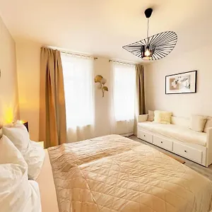 https://charmante-wohnung-direkt-am-zoo-mit-sauna.bestleipzighotels.com